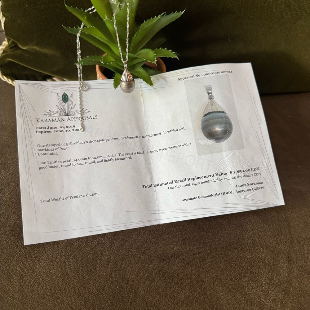 Elegant Sterling Silver Large Gray Pearl Pendant Necklace